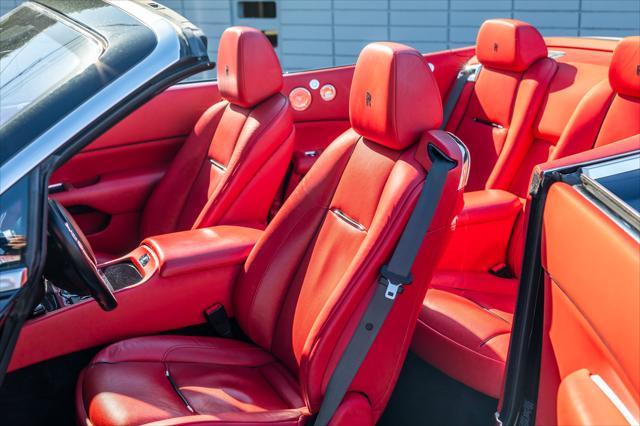 2017 rolls-royce dawn convertible