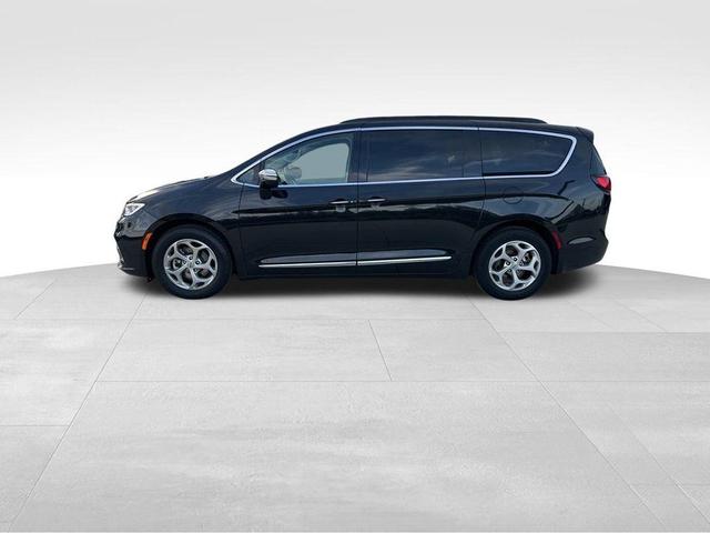2023 chrysler pacifica limited