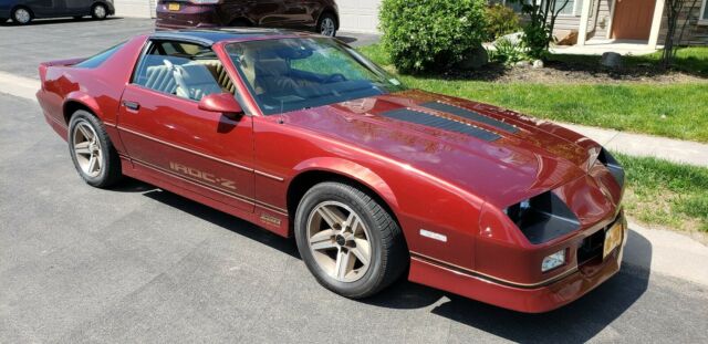 1987 camaro iroc-z z28 t-top, excelent shape, all origonal