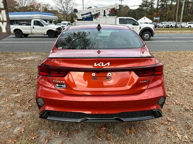 2023 kia forte gt-line
