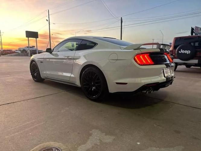 2018 ford mustang gt premium coupe 2d in bache, oklahoma