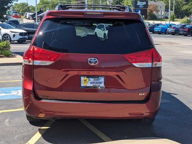 2013 toyota sienna xle