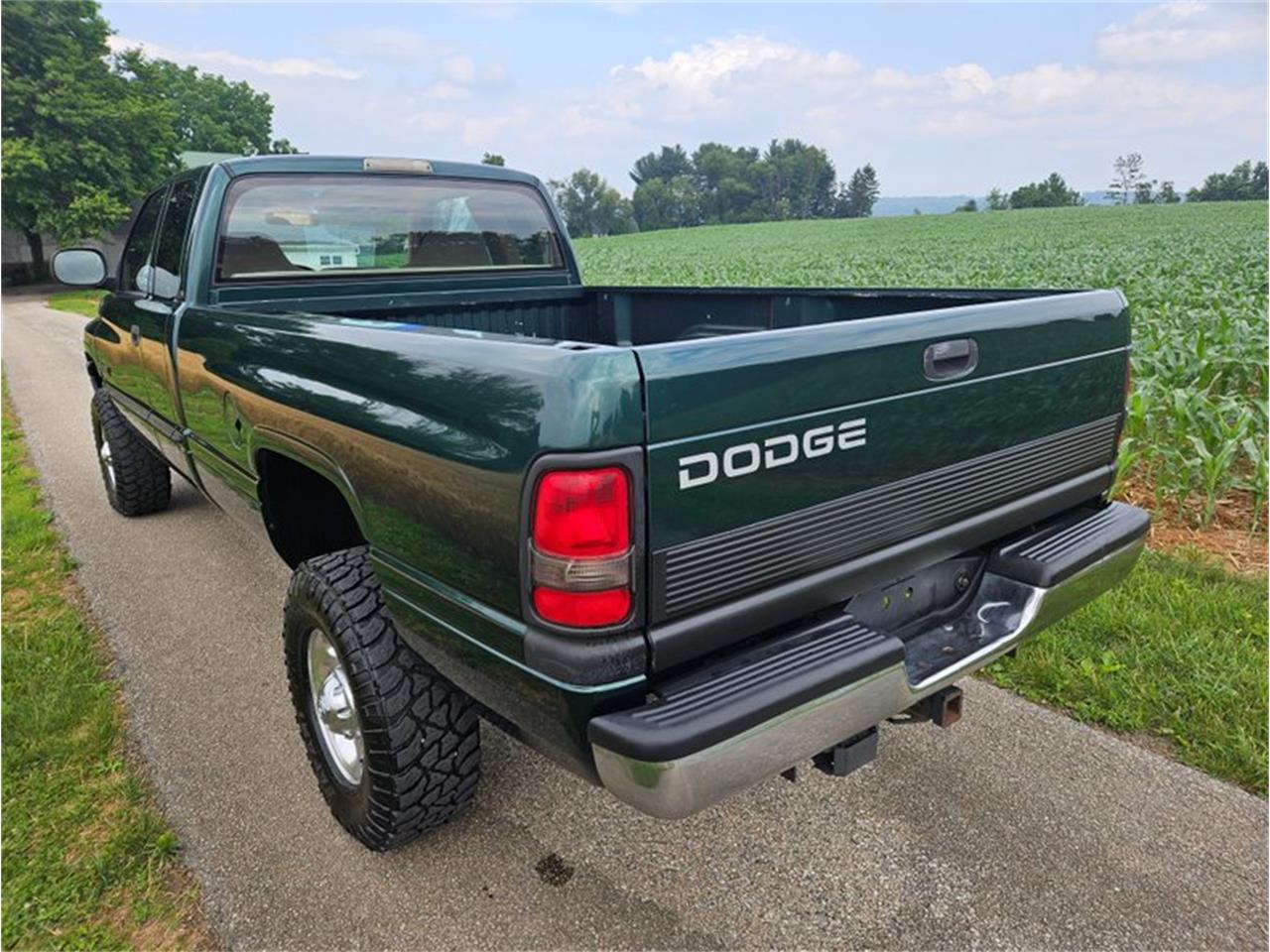2000 dodge pickup