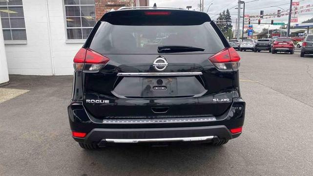 2017 nissan rogue sl