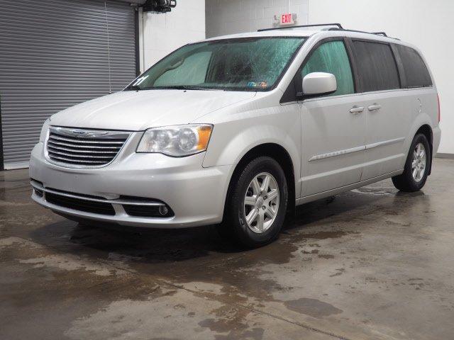 used 2011 chrysler town & country touring hollidaysburg, pa 16648 for sale in hollidaysburg, pennsylvania