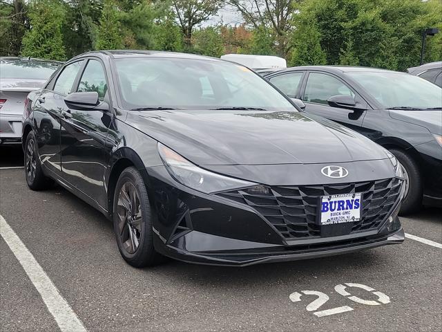 2022 hyundai elantra sel