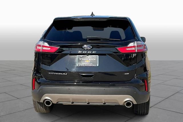 2022 ford edge titanium