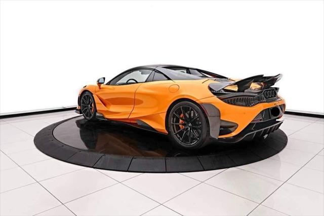 2022 mclaren 765lt spider