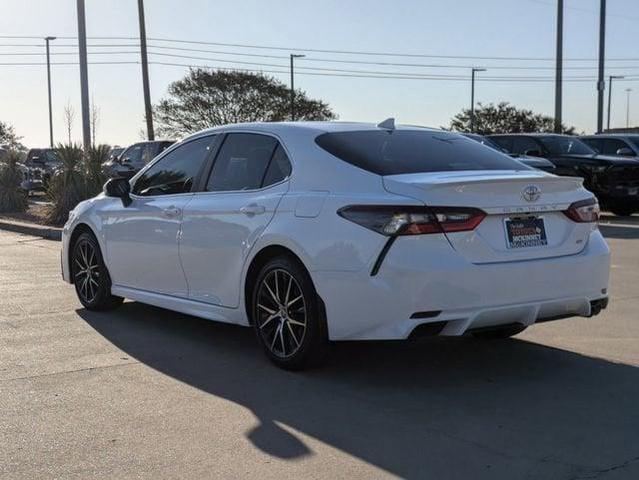 2024 toyota camry se