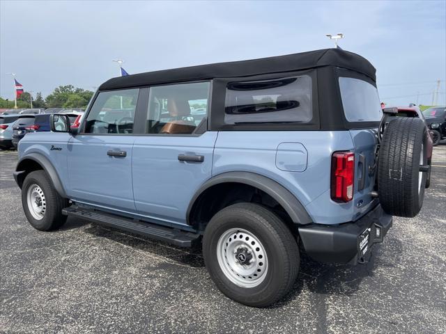 2023 ford bronco base