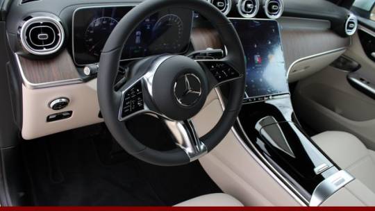 2025 Mercedes-Benz GLC