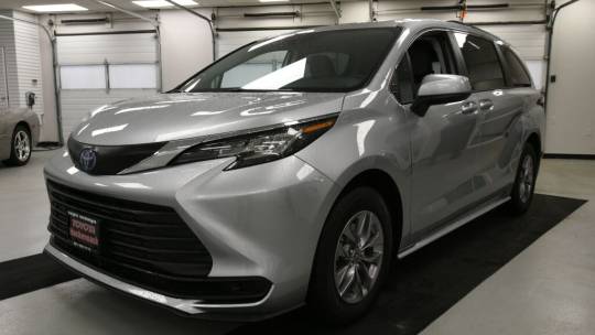 2023 Toyota Sienna
