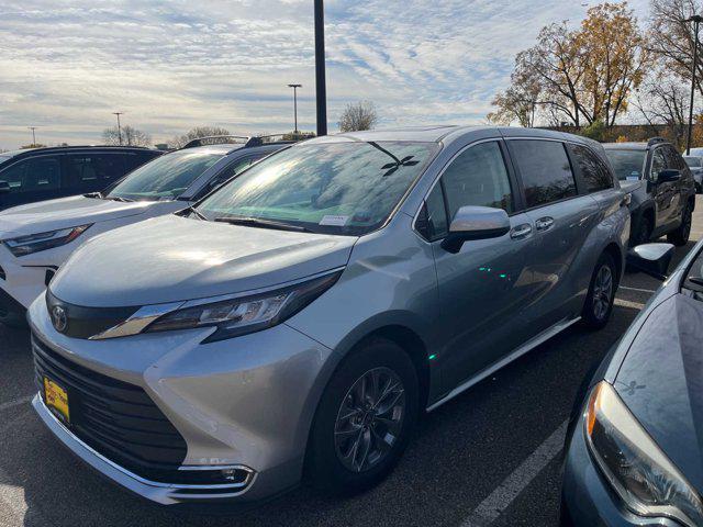 2022 toyota sienna xle 7 passenger