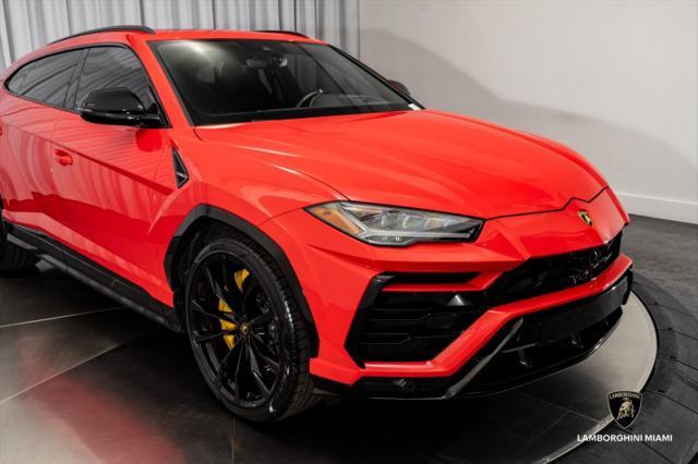2022 lamborghini urus graphite capsule