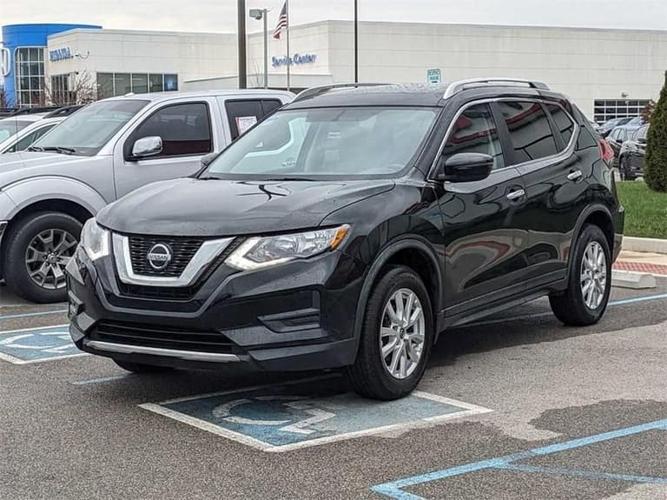 2018 nissan rogue sv sport utility 4d in fishers, indiana