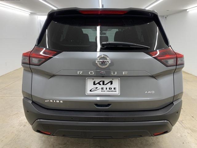2021 nissan rogue s