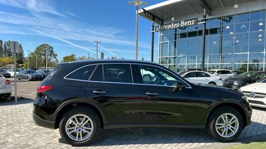 2025 Mercedes-Benz GLC