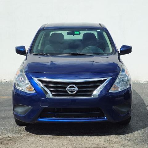 2018 nissan versa 1.6 sv