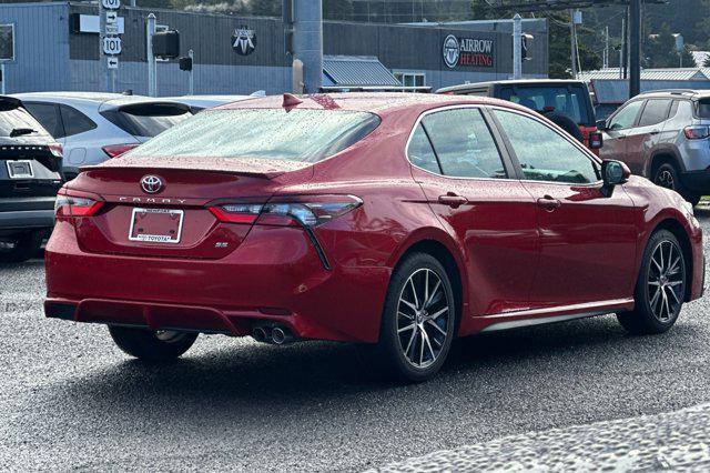 2023 toyota camry se