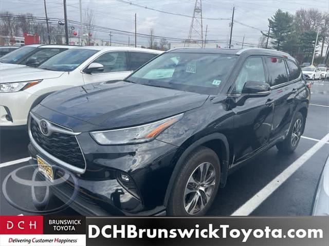 2022 toyota highlander xle