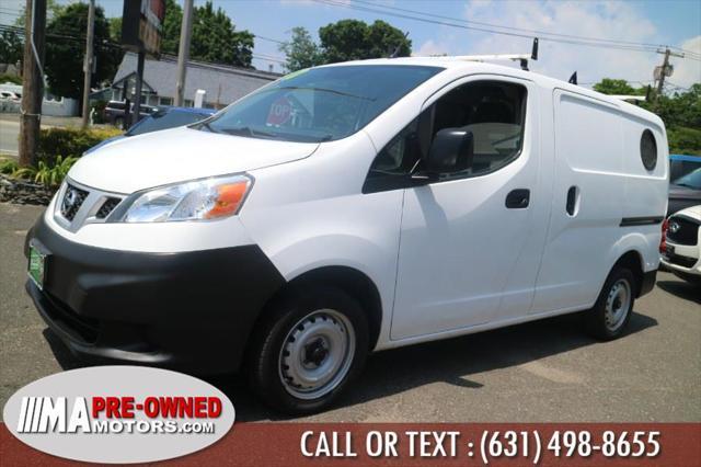 2017 nissan nv200 s