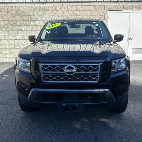 2022 nissan frontier sv