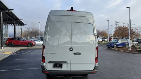 2025 Mercedes-Benz Sprinter