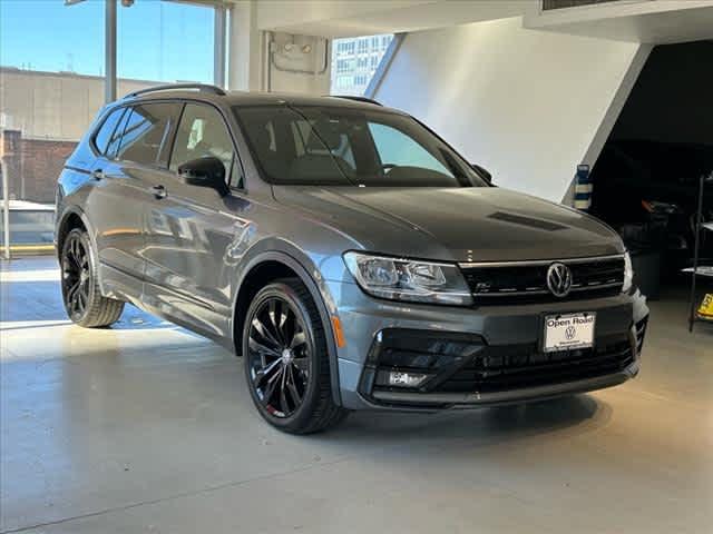 2021 volkswagen tiguan 2.0t se r-line black