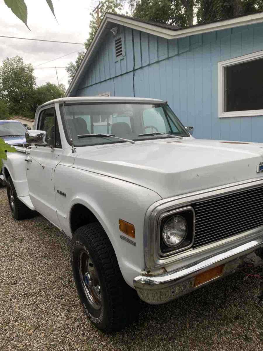 1970 chevrolet c-20 white 4wd manual