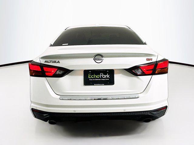 2023 nissan altima sr fwd