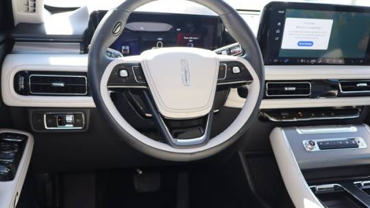 2025 Lincoln Aviator premiere