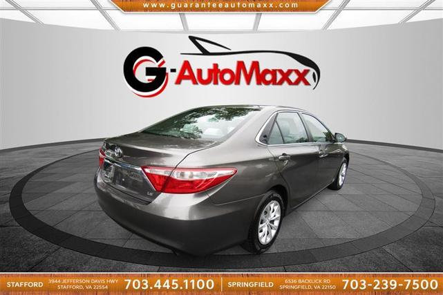 2016 toyota camry le