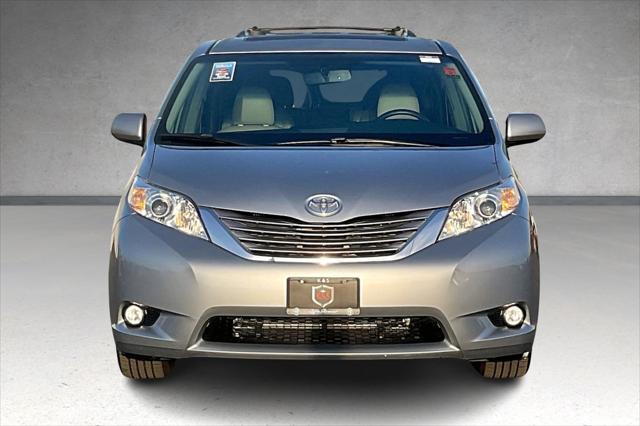 2016 toyota sienna xle