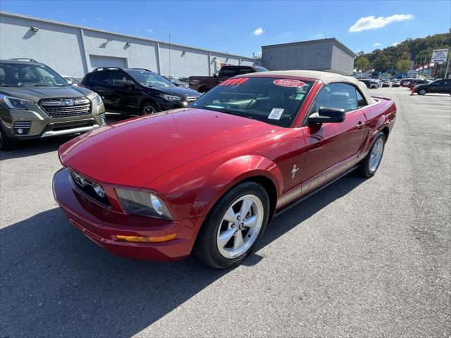 2008 ford mustang deluxe