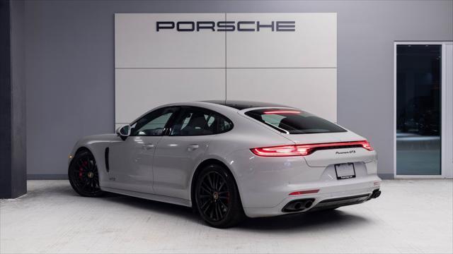 2022 porsche panamera gts