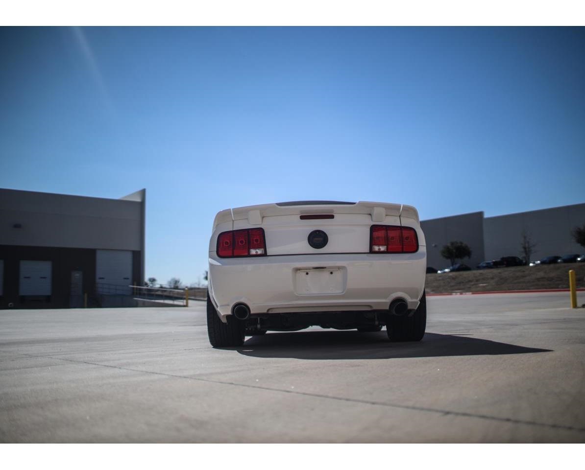 2008 ford mustang