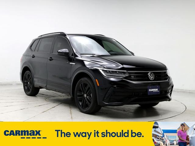 2022 volkswagen tiguan se r-line black