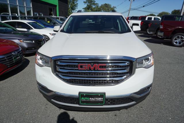 2017 gmc acadia slt-1