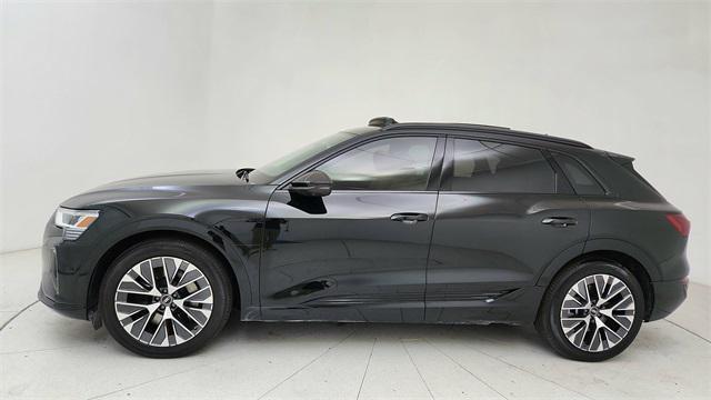 2024 audi q8 e-tron premium plus