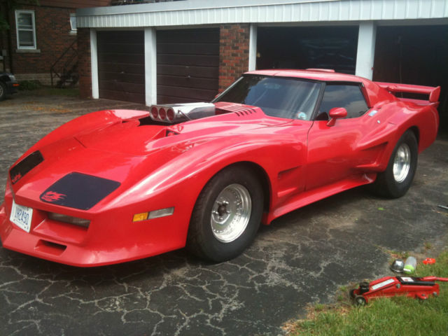 1977 custom chevrolet corvette