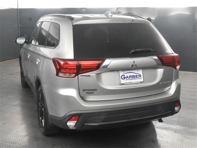 2018 mitsubishi outlander le