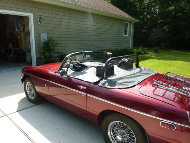 fully restored 1975 mgb roadster convertable with tonneau cover
