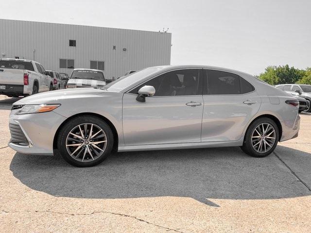 2022 toyota camry xle
