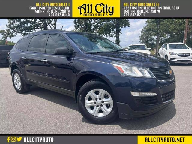 2017 chevrolet traverse ls