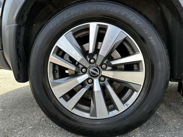 2022 nissan pathfinder sl