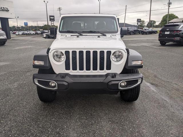 2023 jeep gladiator sport
