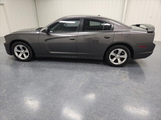 2014 dodge charger se
