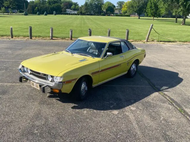 1973 toyota celica coupe yellow rwd manual st