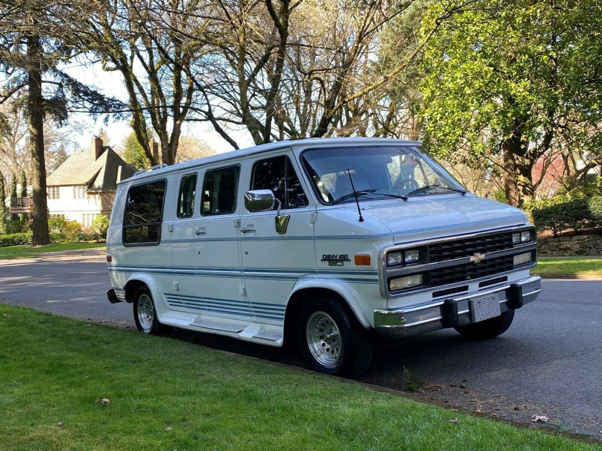 1992 chevy g20 tiara handicap conversion van 5.7l v8 only 44,287 actual miles