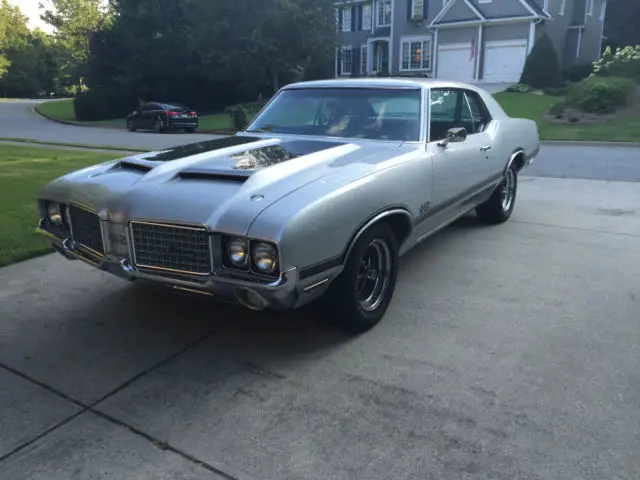 1972 oldsmobile cutlass (442 clone)